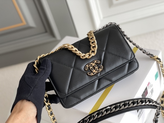 Ulubiona markowa torba ze skóry jagnięcej Chanel 19 z klapką Mini OEM