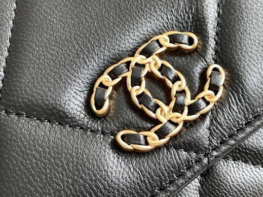 Ulubiona markowa torba ze skóry jagnięcej Chanel 19 z klapką Mini OEM