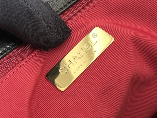 Nieformalna torba Chanel z jagnięcej skóry, klasyczna torba z jagnięcej skóry. Zwykły, imprezowy styl biurowy