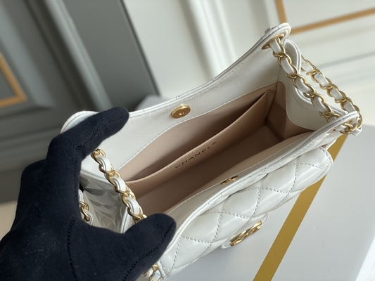 Klasyczna biała skóra cielęca Ulubione markowe torby z łańcuszkiem Chanel 2023 Cruise Bags