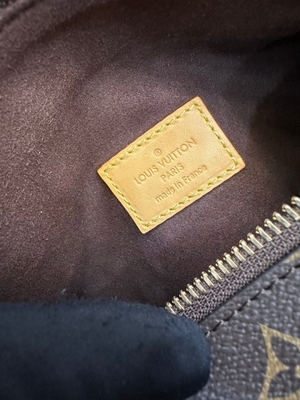 Brązowa walizka płócienna Presbyopic Louis Vuitton LV z bocznym kufrem z monogramem PM