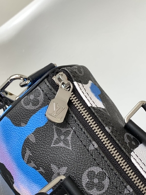 Markowa torba listonoszka Sunrise Monogram Eclipse LV Keepall Bandoulière Pokój 25 z widokiem