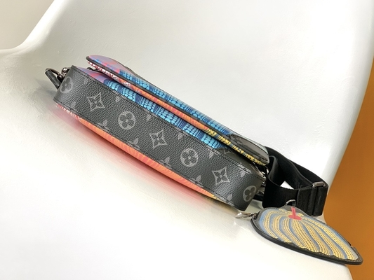LV x YK Trio Monogram Unisex markowa torba męska M46358 Street Style Collaboration 3WAY
