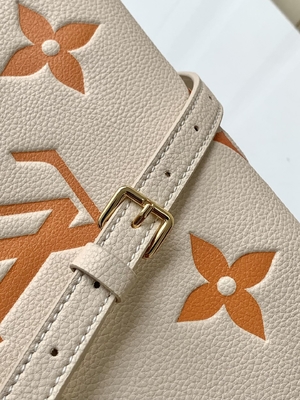 Kremowa szafranowa gigantyczna torba z monogramem OnTheGo MM Louis Vuitton na iPada Mini