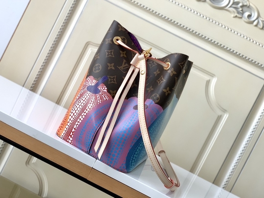 LVxYK Designerska torba z monogramem Torba typu worek NéOnoé MM