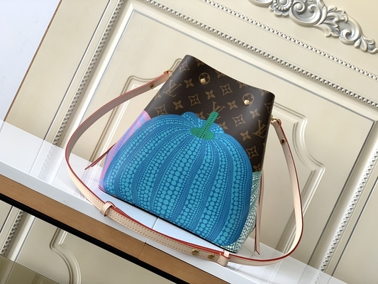 LVxYK Designerska torba z monogramem Torba typu worek NéOnoé MM