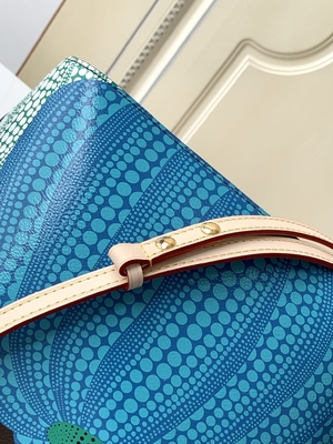 LVxYK Designerska torba z monogramem Torba typu worek NéOnoé MM