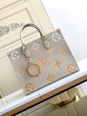Torba na ramię 2WAY LV z monogramem OnTheGo MM Louis Vuitton