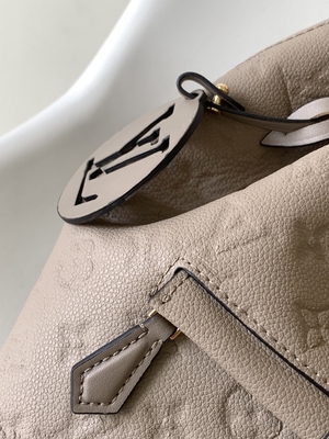 Plecak marki LV Designer Louis Vuitton Monogram Montsouris Plecak różowy czarny