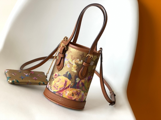 Metaliczne kwiatowe torby Louis Vuitton Neverfull Bucket Bag M81724