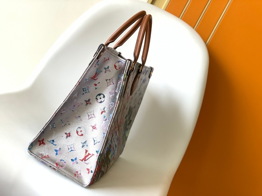 Mini torba na ramię OnTheGo MM Markowa M81724 Płótno powlekane srebrem w kwiatowy wzór