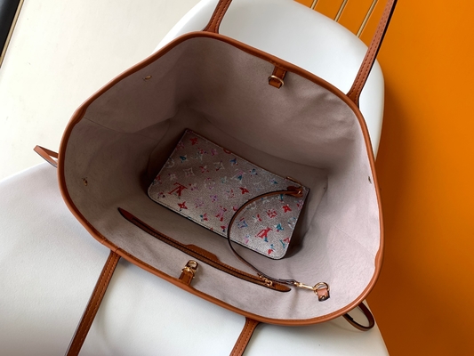 Kwiatowy wzór srebrny Louis Vuitton duży nigdy pełny M21352