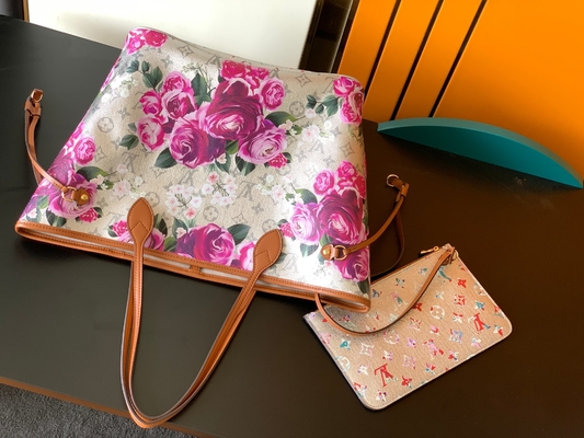 Kwiatowy wzór srebrny Louis Vuitton duży nigdy pełny M21352
