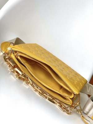 Niestandardowe markowe torby z wytłoczonym monogramem słonecznika Coussin PM Louis Vuitton Puffy Lambskin