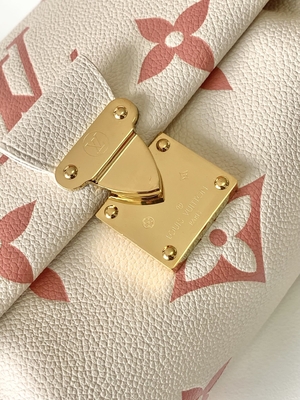 Ulubiona kremowa mini torba na ramię ze skóry LV Rose Trianon Two Monogram Empreinte