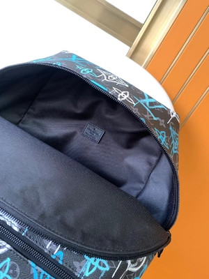 Wielokolorowy plecak marki Discovery Designer LV Graffiti Bag w kolorze zielonym