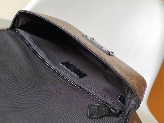 Charms S Lock Louis Vuitton Monogram Macassar Barrel Pouch Bag Messenger