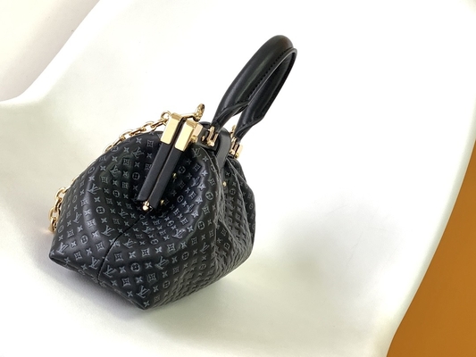 Spersonalizowana kopertówka ze skóry cielęcej z monogramem Louis Vuitton M45571