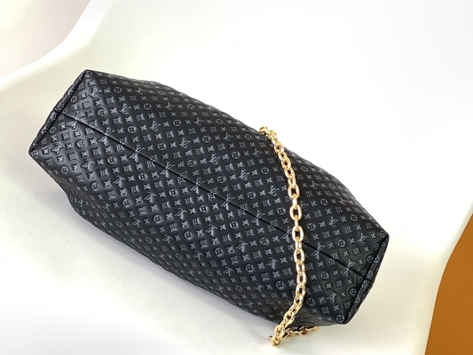 Spersonalizowana kopertówka ze skóry cielęcej z monogramem Louis Vuitton M45571