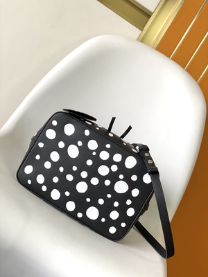 Damska biała czarna torebka NéOnoé MM Louis Vuitton Yayoi Kusama