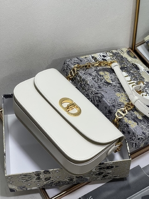 Damska torba Dior Micro Montaigne 30 z białej skóry na zamówienie