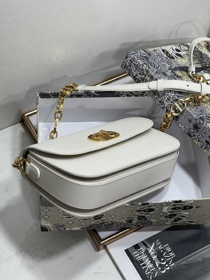 Damska torba Dior Micro Montaigne 30 z białej skóry na zamówienie