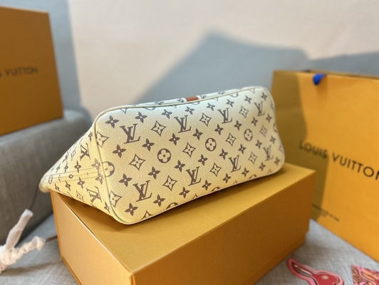Damska torebka Louis Vuitton Preloved Beżowa torebka Neverfull Monogram