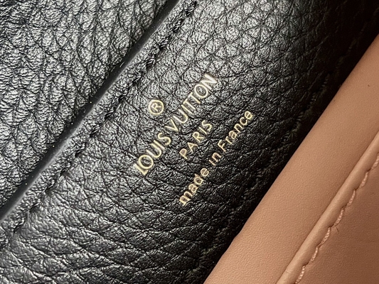 Wyściółka z koziej skóry Ulubiona markowa torba Louis Vuitton Capucines Mini