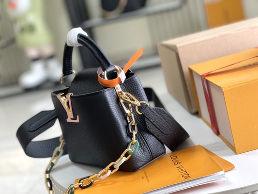 Wyściółka z koziej skóry Ulubiona markowa torba Louis Vuitton Capucines Mini