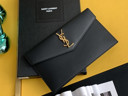 Wytłoczona torebka Saint Laurent Preloved, skórzana kopertówka Uptown Grain De Poudre