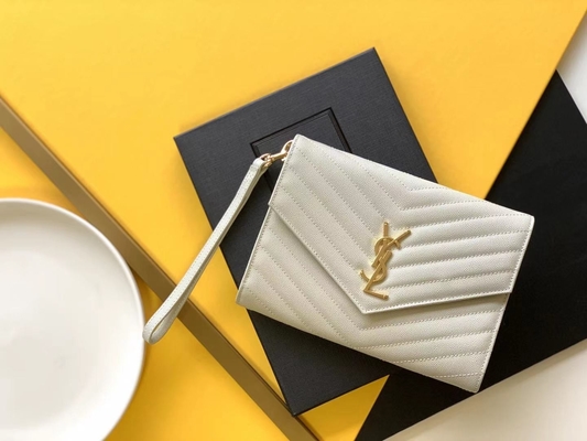 Pikowana skórzana kopertówka Caviar YSL z monogramem