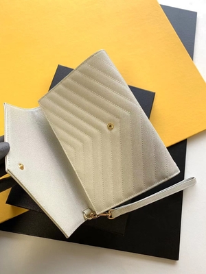 Pikowana skórzana kopertówka Caviar YSL z monogramem