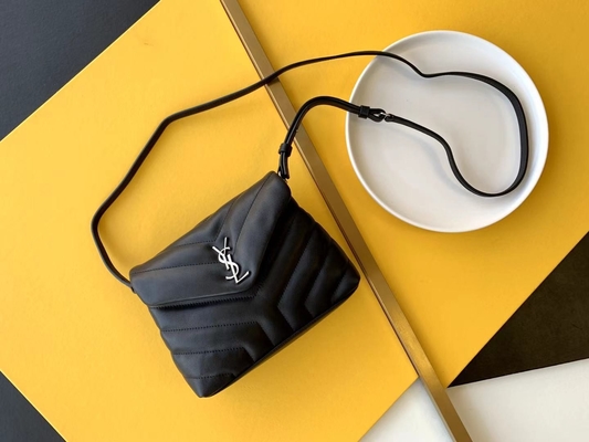 Damska torba na ramię YSL Saint Laurent Cassandra z płótna bawełnianego i karmelowej brązowej skóry cielęcej