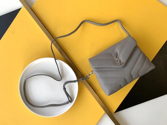 Damska torba na ramię YSL Saint Laurent Cassandra z płótna bawełnianego i karmelowej brązowej skóry cielęcej