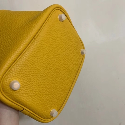 Hermes Markowa Torebka Damska Jaune Ambre Picotin Lock PM Clemence Skórzana Podeszwa