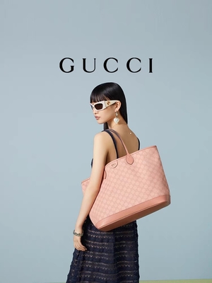 Różowa płócienna Gucci Ophidia GG Średnia torba na ramię do podróży służbowych