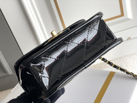 Chanel 22 Mini Designer Torebki Czarny czarodziejski złoty łańcuszek z klapką