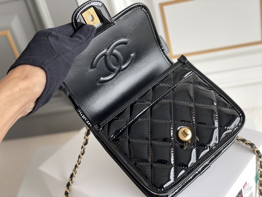 Chanel 22 Mini Designer Torebki Czarny czarodziejski złoty łańcuszek z klapką