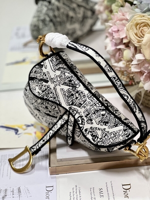 Damska torba na ramię z haftem Dior Patchwork 25 cm z 3 wewnętrznymi kieszeniami
