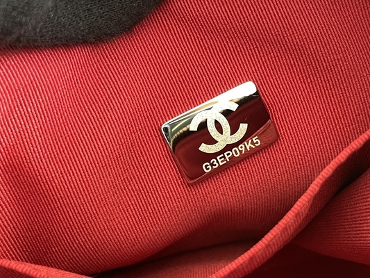 Używana torebka na ramię Chanel Gabrielle Hobo ze skóry cielęcej
