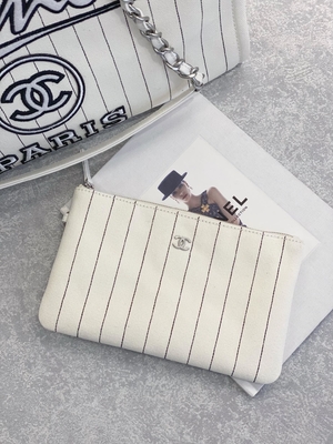 Torba materiałowa Chanel Deauville 30 cm 23 P Biała ecru w czarne paski