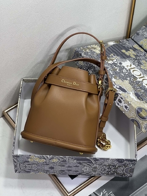 Wytłaczana torba C'est Dior Gold Saddle CD Christian Dior Torba sportowa Skóra cielęca