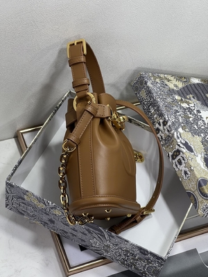 Wytłaczana torba C'est Dior Gold Saddle CD Christian Dior Torba sportowa Skóra cielęca