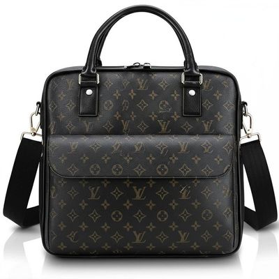 Monogramy z wytłoczonymi cieniami, torebki z pieluchami dla niemowląt. Idealne połączenie stylu i funkcji.